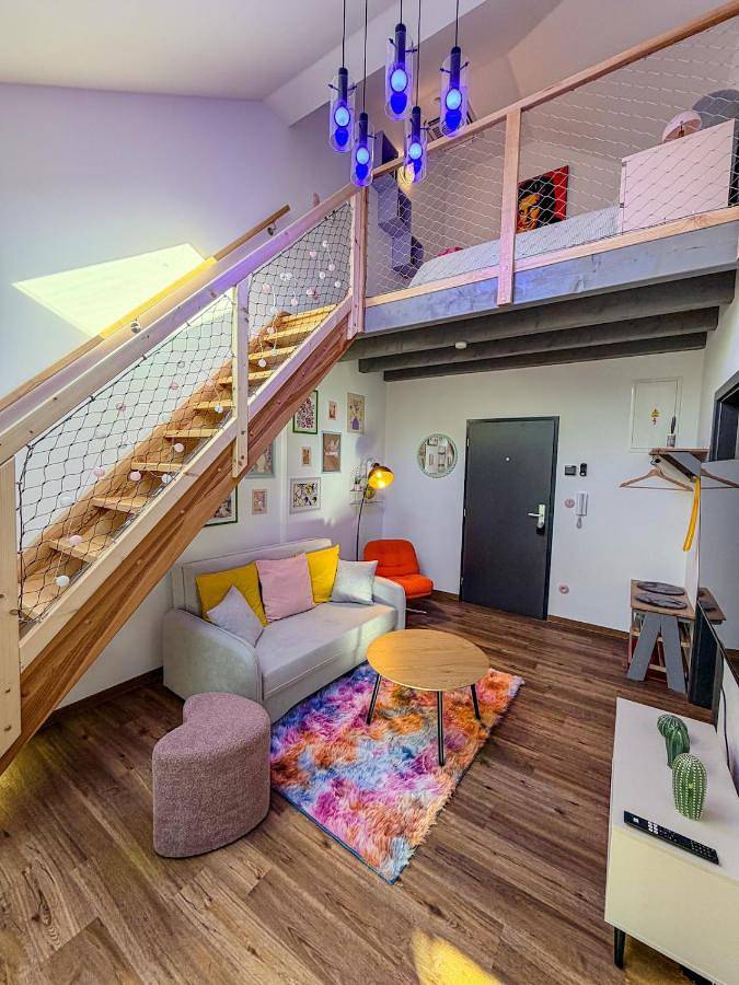Appartement entier, Barevný úlet - Písek in Písek, Région de Písek