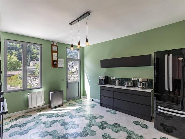 Location de vacances pour 19 personnes, avec jacuzzi à Esterre - 3