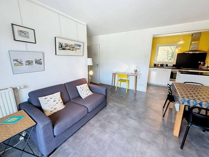 Ganze Wohnung, Moderne Wohnung im Zentrum, 600m vom Strand, sichere Residenz, Parkplatz in Granville, Côte de la Déroute