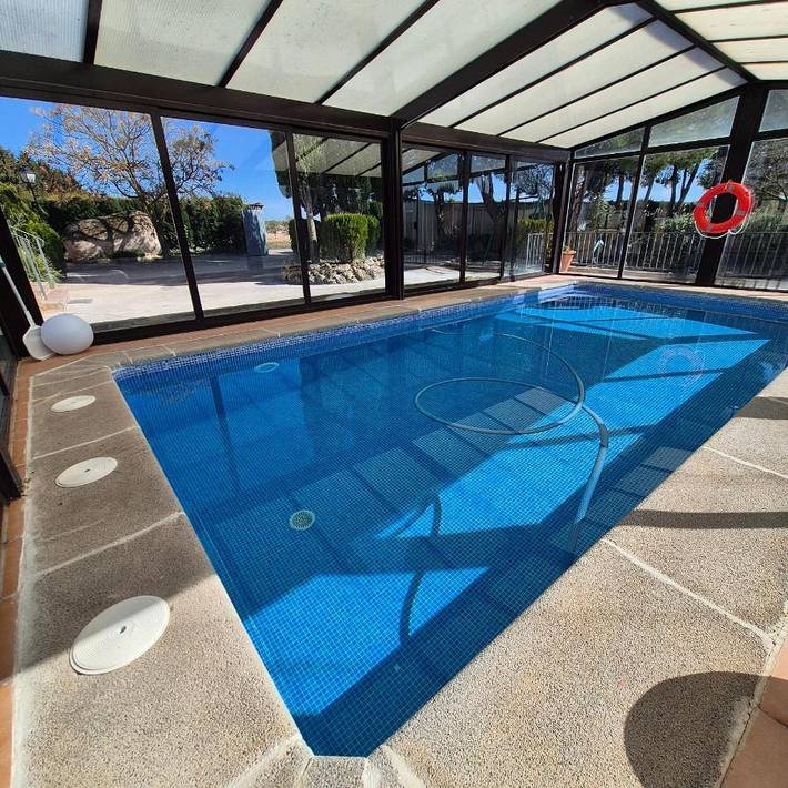 Chalet para 20 personas, con vistas además de piscina y jardín, Se admiten mascotas en Provincia de Toledo