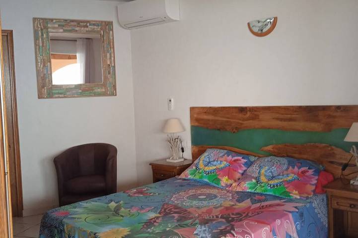 Location de vacances pour 10 personnes, avec jacuzzi et jardin dans Plage de Fautea - 2