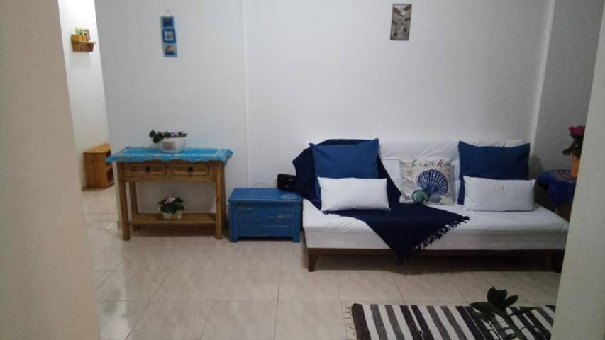 Casas e apartamentos de temporada para 4 pessoas, com vista e balcão, adaptado a crianças em Mongaguá