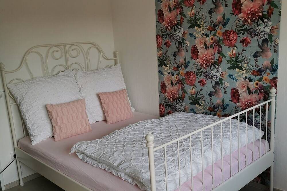 Ganze Wohnung, Ferienwohnung \"Fröhlich am Baderbichl\" in Tutzing, Starnberger See