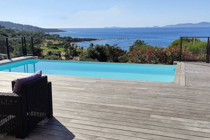 Villa pour 8 personnes, avec terrasse et jardin