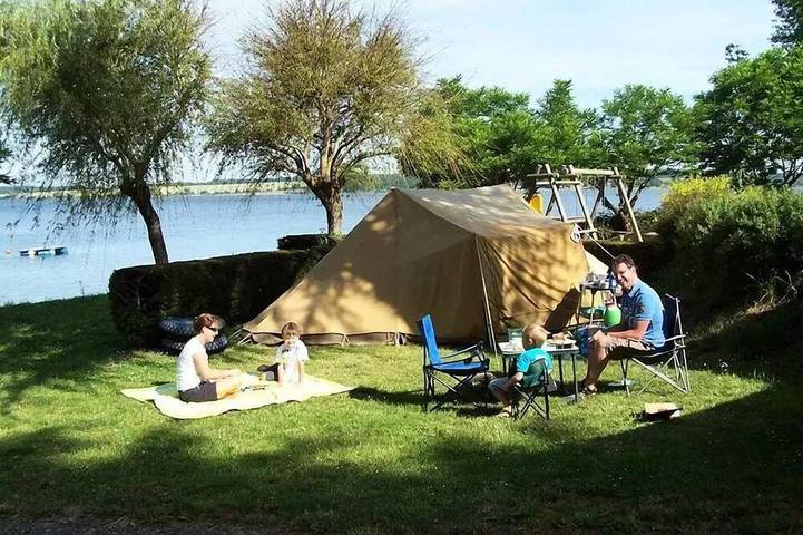 Mobil home pour 4 personnes à Salles-Curan - 4