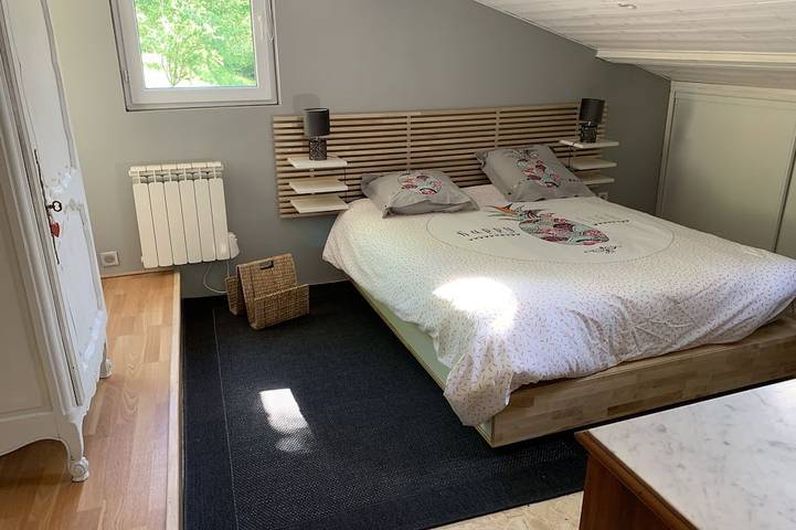 Location de vacances pour 5 personnes, avec jardin et terrasse à Crémieu - 3