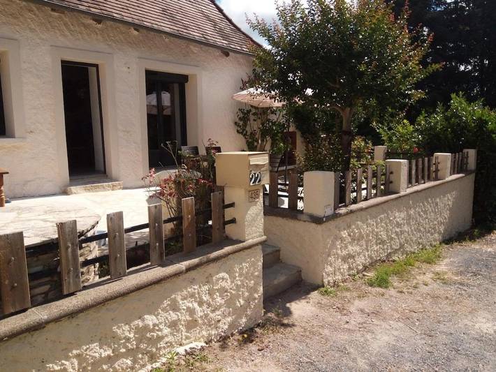 Location de vacances pour 3 personnes, avec terrasse à Lembras