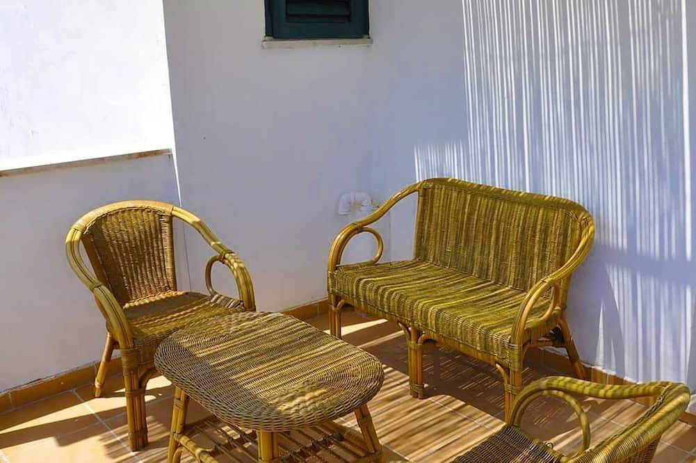 Rainbow Houses – Red House  Mare, Campagna e Relax in Pisticci, Gulf of Taranto