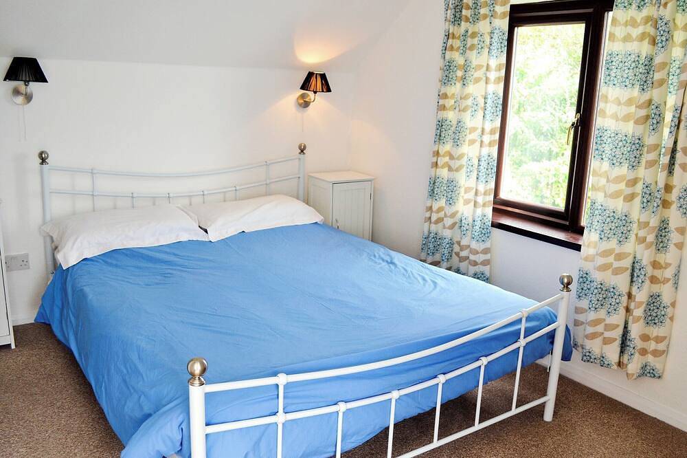 3 bedroom accommodation in Praa Sands, Penzance in Praa Sands, Cornwall