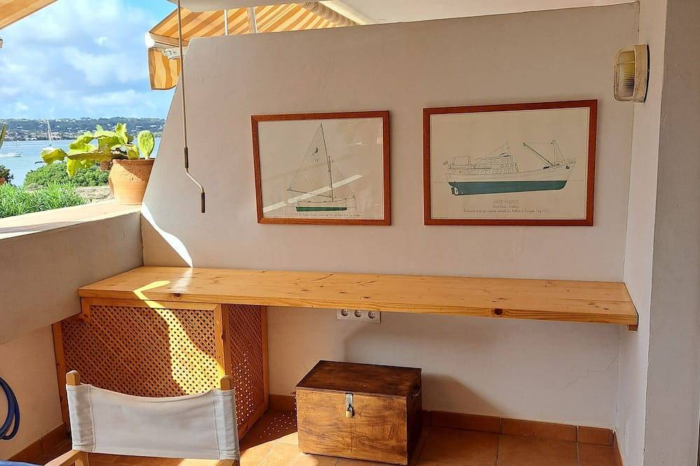 Apartamento entero, Bonito apartamento situado en el puerto de la Savina. in La Savina, Formentera