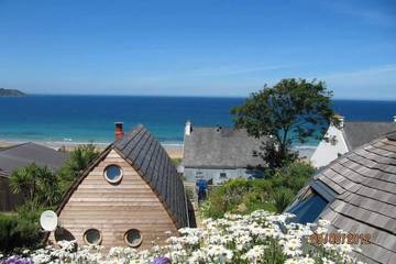 Gîte pour 6 personnes, avec jacuzzi et jardin à Locquirec