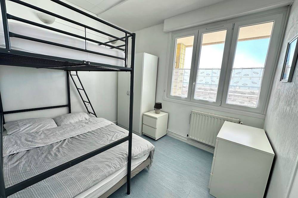 Ganze Wohnung, Apartment in exceptional location facing the sea Direct access to the beach! in Berck Plage, Berck