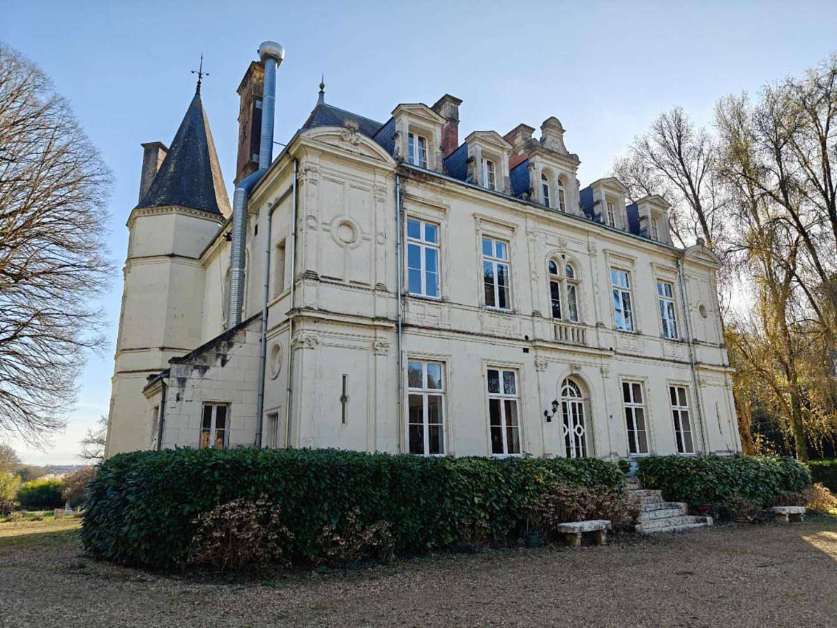 Château de Vallagon in Bourré, Région de Blois