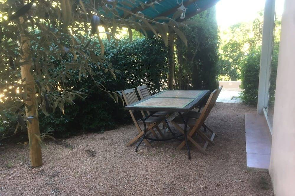 Apartamento entero, N°1-Apartamento-Baño privado con ducha in Favone, Sari-Solenzara
