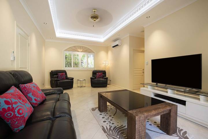 Holiday home for 14 people, with balcony in Port Douglas