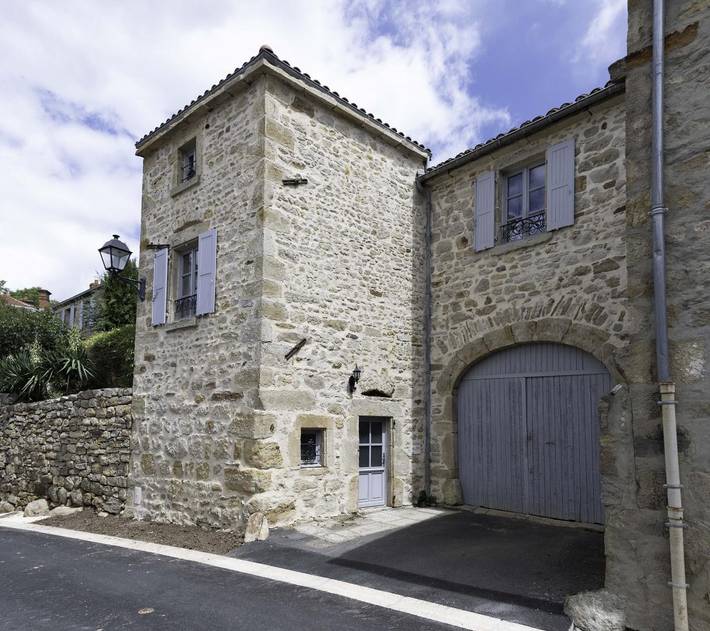 Gîte pour 4 personnes, avec jardin à Montpeyroux (Puy-de-Dôme) - 2