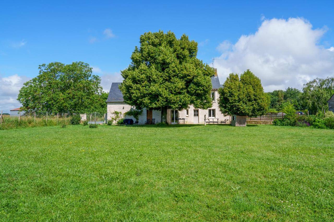 Three-Bedroom House in Saint-Branchs, Région de Tours