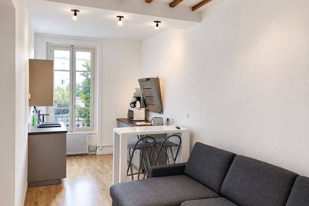 Appartement entier, Appartement 40 m2, 1 ch, 6 pers, WIFI in Villeurbanne, Lyon et ses environs