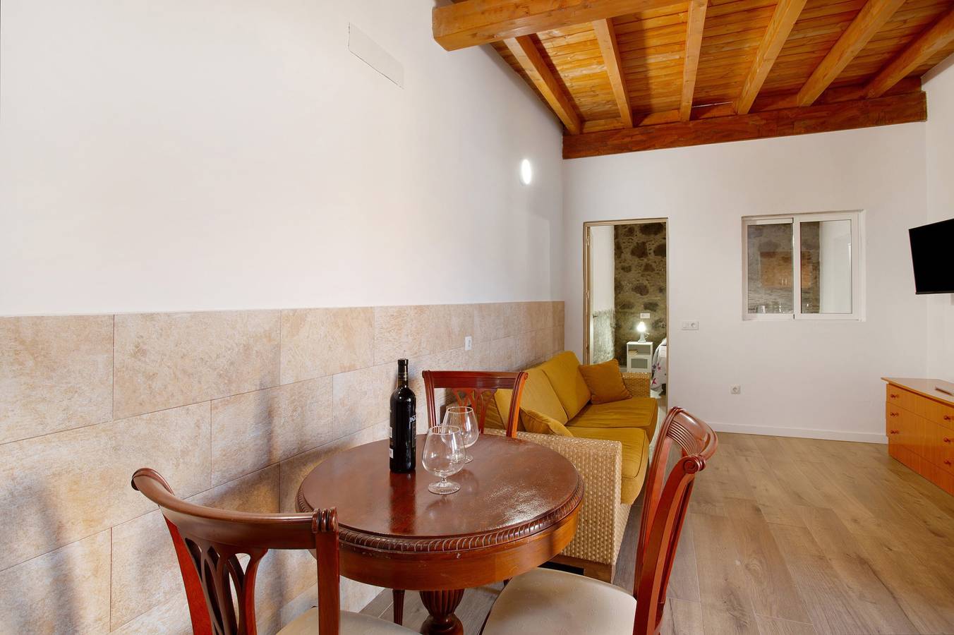 Vacation Home 'Villa Paraiso Aldeano 2' with Mountain View, Shared Pool and Wi-Fi in Aldea de San Nicolás, West Gran Canaria