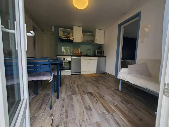 Gîte pour 2 personnes, avec jardin et vue à Milhaud - 2