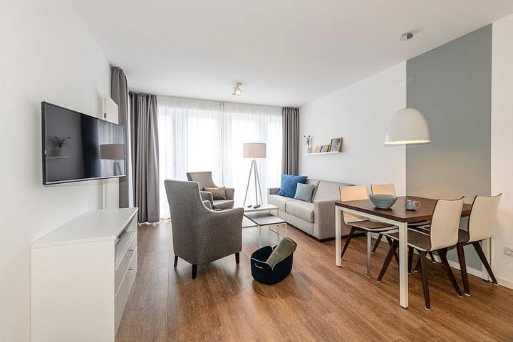 Ferienwohnung für 5 Personen, mit Balkon und Sauna sowie Pool, mit Haustier in Bensersiel