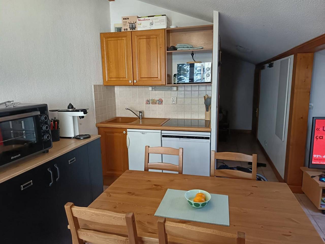Entire apartment, Apartment 'Les Contamines Montjoie' with Mountain View, Private Terrace and Balcony in Les Contamines-Montjoie, Pays du Mont-Blanc
