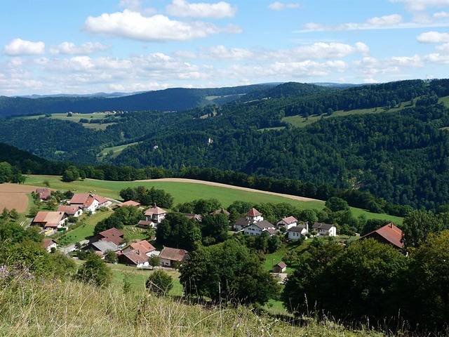 Appartement de vacances entier, Appartements de vacances - Ma Petite Fontaine - Appartement - Gentiane (4-8 pers.) in Seleute, Clos Du Doubs