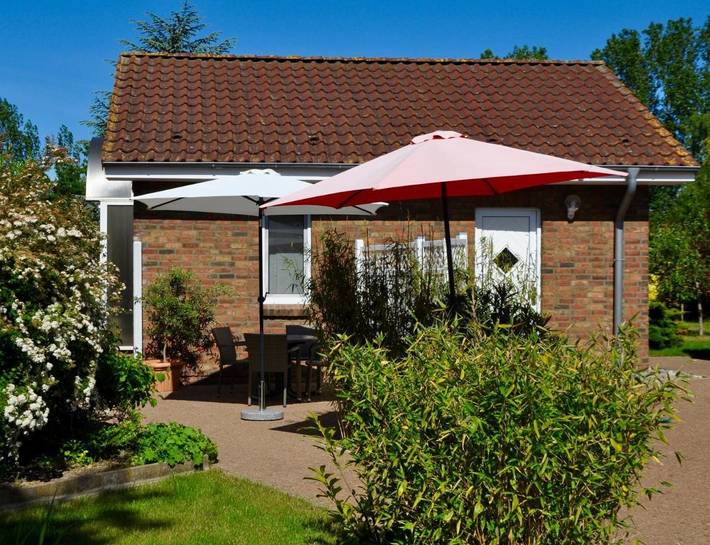 Ferienhaus für 4 Personen, mit Terrasse in Warnow - West
