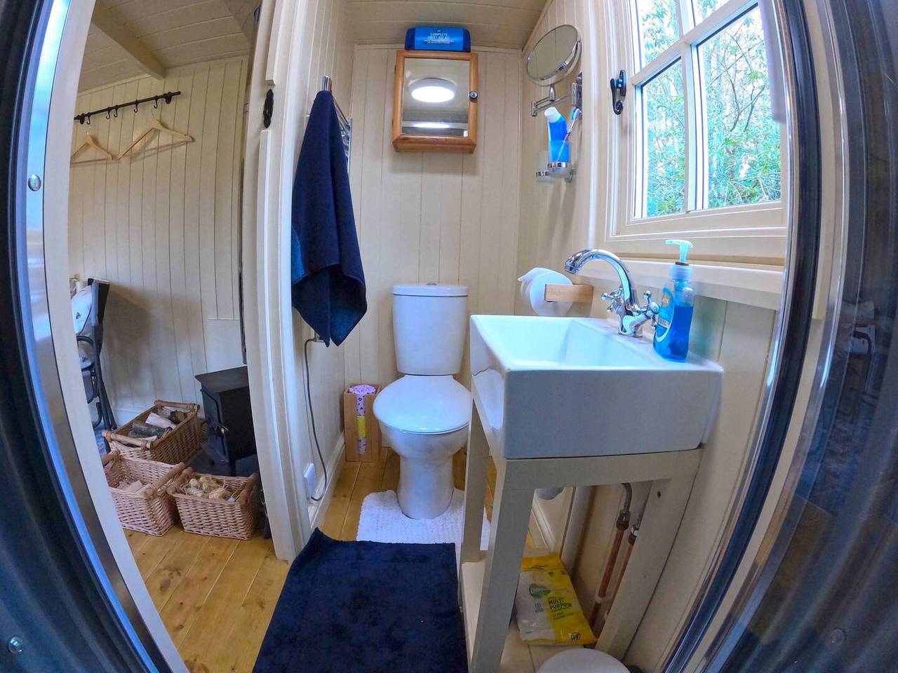 Blockhütte für 2 Personen mit Garten in Bristol, Südwestengland