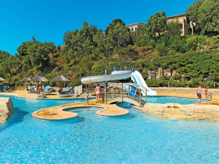 Location de vacances pour 7 personnes, avec terrasse et bassin pour enfant, animaux acceptés à Salavas - 4