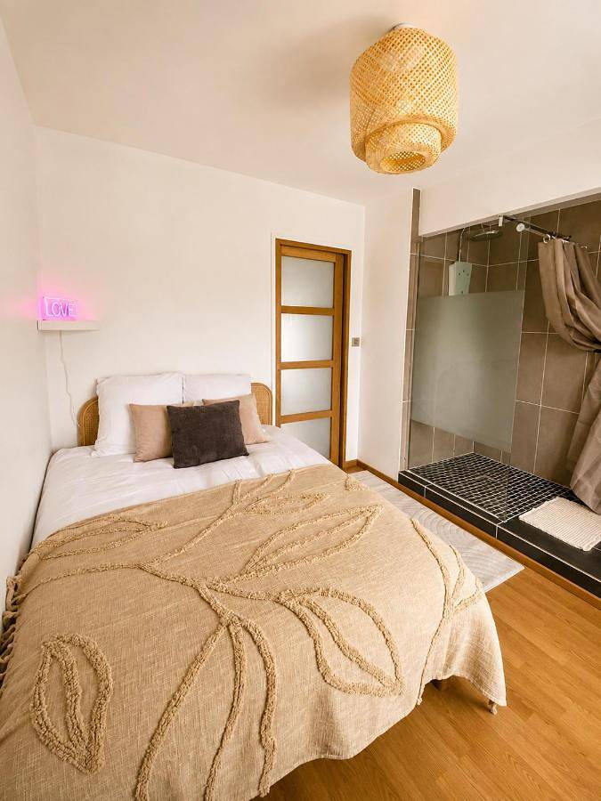 Gîte pour 3 personnes, avec Balcon et Vue dans Place D Armes Calais - 3