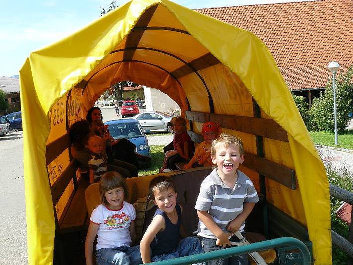 Ganze Ferienwohnung, Reitanlage Härtsfeldhof - Ferienwohnung 1, 50qm, 1 Schlafzimmer, max 4 Personen in Oberdorf (Ostalbkreis), Bopfingen