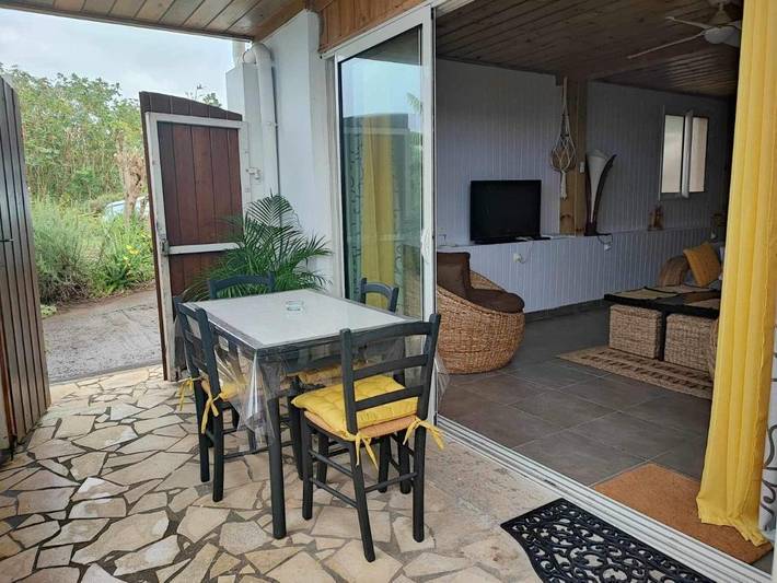 Location de vacances pour 7 personnes, avec piscine et jardin ainsi que vue et bassin pour enfant, adapté aux familles à Petite-Île - 2