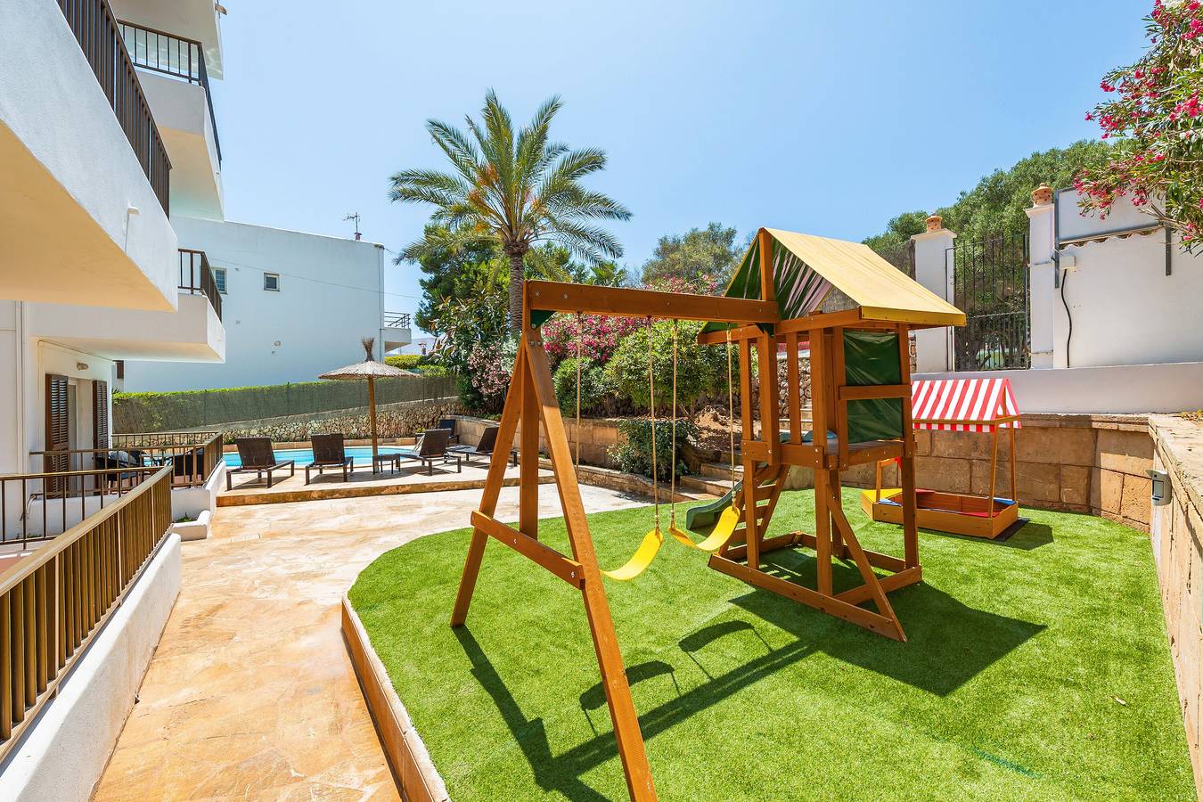 Appartamento intero, Appartamento 'Gran Sol Family 6' con piscina condivisa, Wi-Fi e aria condizionata in Cala Serena, Felanitx