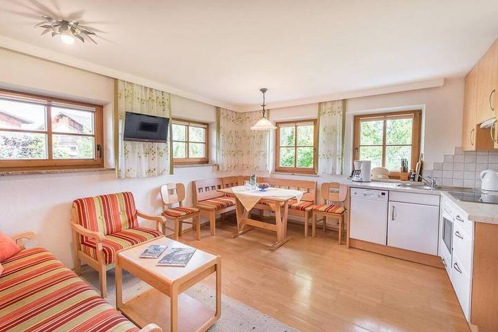 Appartement de vacances pour 4 personnes, avec jardin et terrasse
