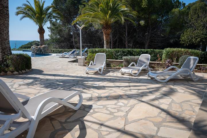 Casa rural para 14 personas, con jardín además de vistas al mar y balcón en Provincia de Tarragona - 4