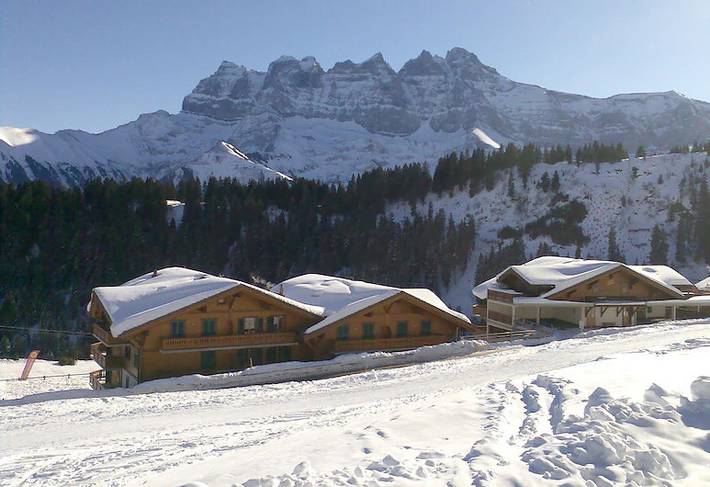 Gîte pour 8 personnes, avec terrasse dans Champoussin - 2