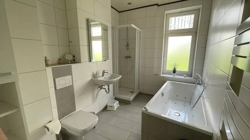 Ferienwohnung für 6 Personen, mit Whirlpool und Balkon in Hanse Sail - 3