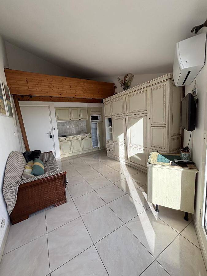 Gîte pour 3 personnes, avec vue et balcon dans Plage des Salins (Hyeres) - 3