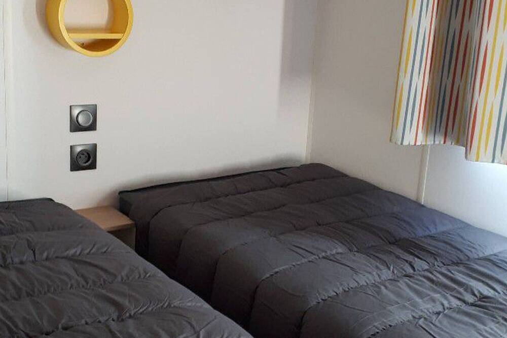 Mobilheim für 4 Pers mit Terrasse in Langogne, Zentralmassiv