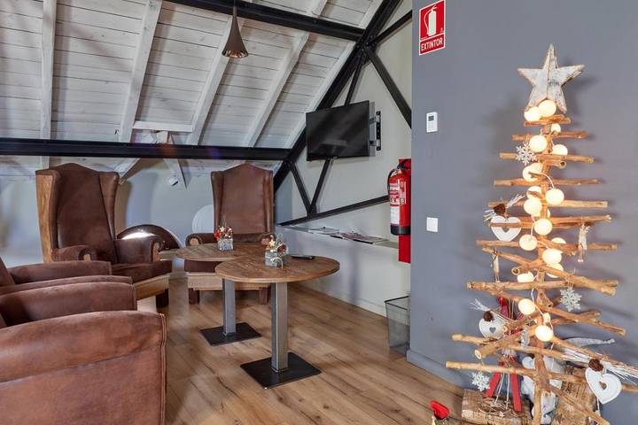 Hôtel pour 2 personnes, avec piscine et jacuzzi à Puigcerdà - 4
