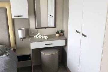 Static Caravan for 6 People in Suffolk, East of England, Photo 2