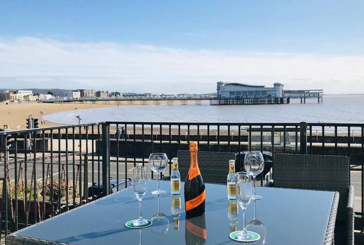 Holiday rental for 6 people, with Balcony and Terrace as well as View in Weston-Super-Mare