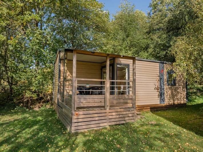Camping pour 4 personnes, avec terrasse, animaux acceptés