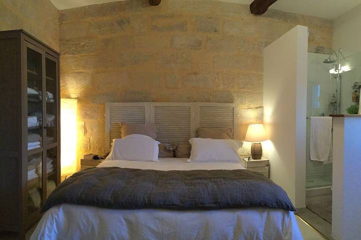 Gîte pour 4 personnes, avec piscine dans Office De Tourisme D Uzes - 2