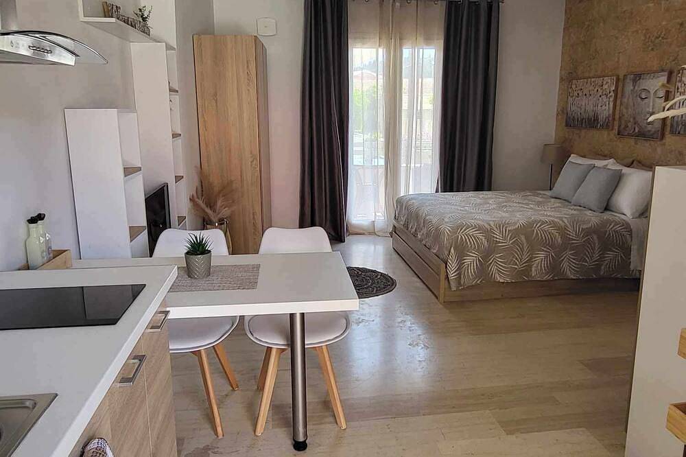 Geheel appartement, Enjoy a stylish experience at this centrally located venue. in Sidari, Corfu