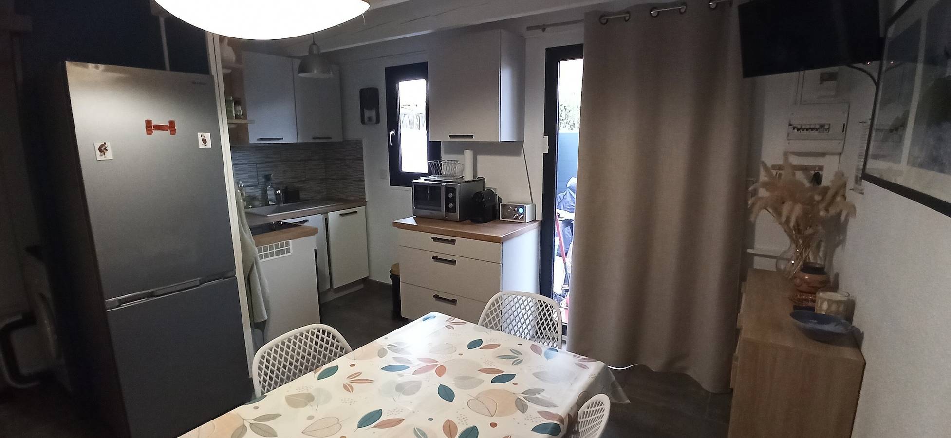 Ferienhaus 'Résidence Clos De Tamaris' mit Gemeinschaftspool, privater Terrasse und Klimaanlage in Marseillan, Mittelmeerküste (Frankreich)