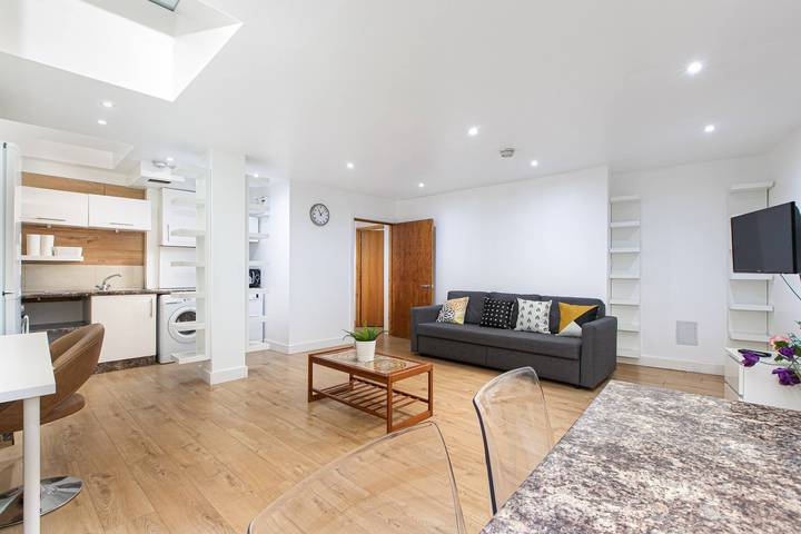 Apartment for 4 people in Camden