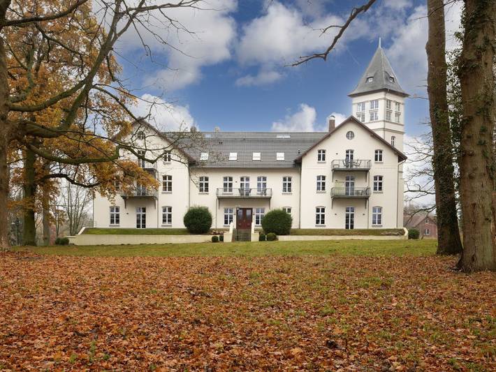Schloss für 5 Personen, mit Terrasse und Sauna in Bastorf