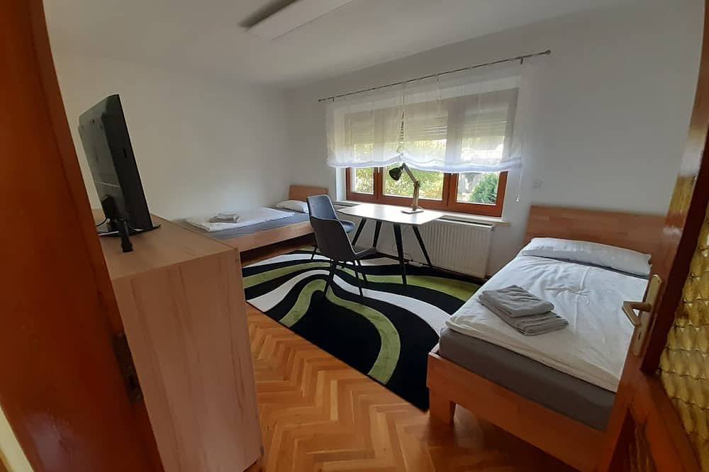 Ruhiges Ferienhaus nahe Bahnhof Fürstenwalde und Bad Saarow am Scharmützelsee. in Fürstenwalde, Region Oder - Spree